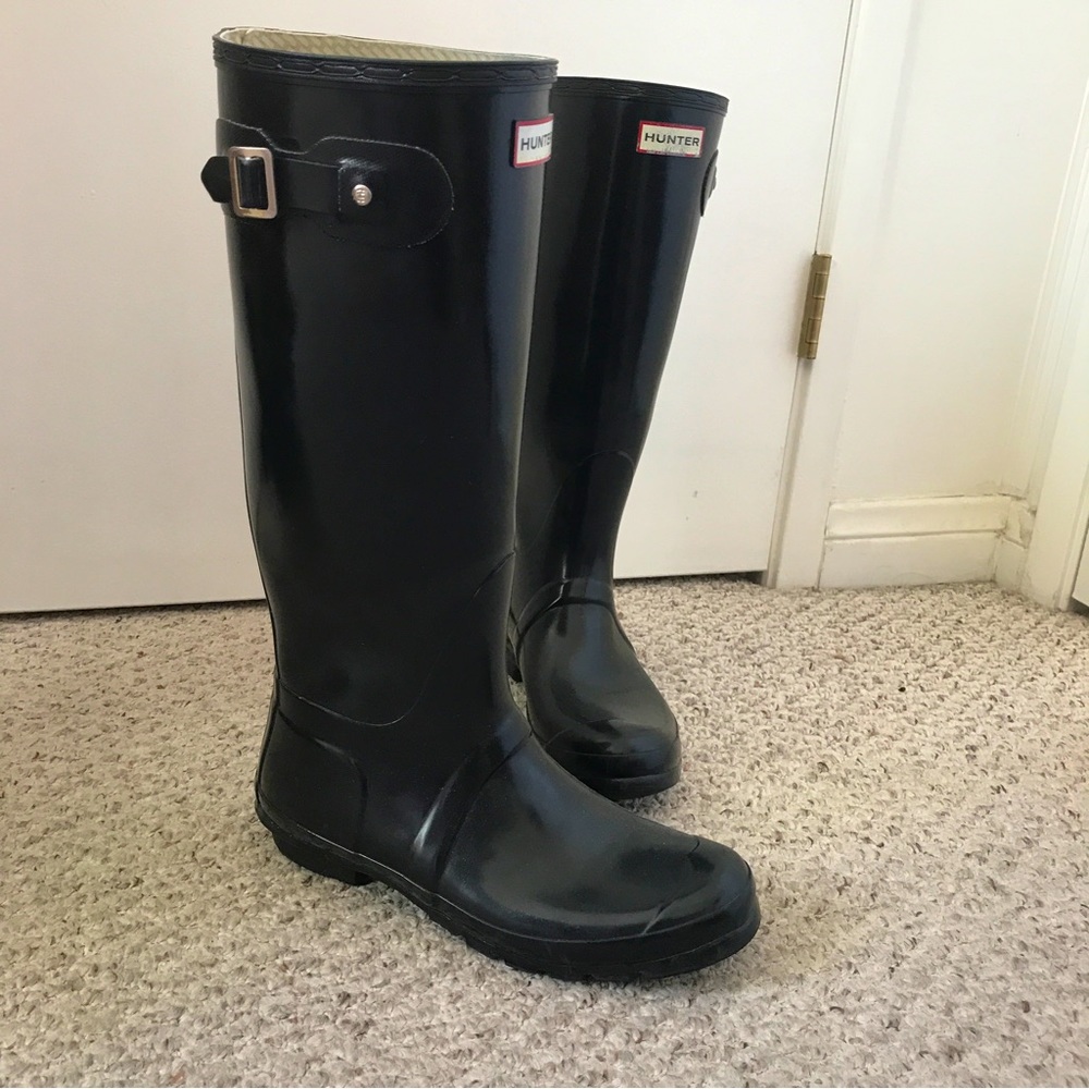 Hunter Black Gloss Tall Rain Boots M9/F10 Great condition!